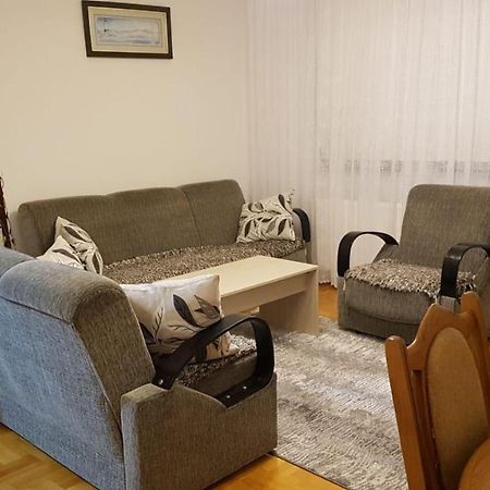 Redon Apartment Priștina Exterior foto